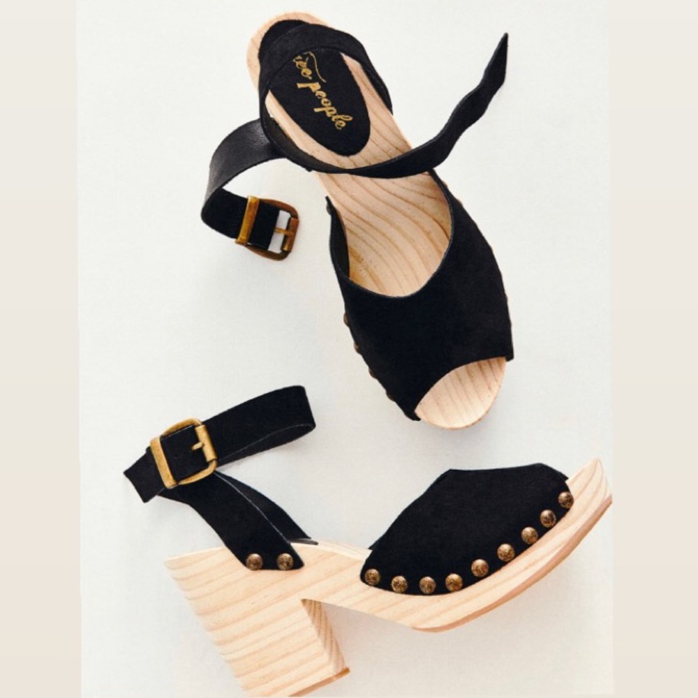 SOLD OUT🔺Free People Pasadena Clog Sandal